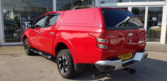 2016 Mitsubishi L200 2.4 Double Cab DI-D 178 Warrior 4WD Auto