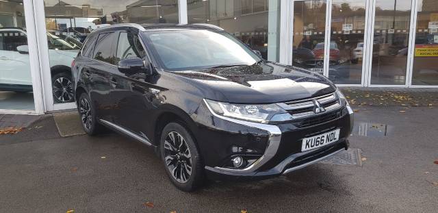 Mitsubishi Outlander 2.0 PHEV GX4hs 5dr Auto Estate Petrol / Electric Hybrid Amythist Black
