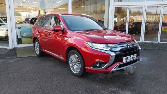 Mitsubishi Outlander 2.4 PHEV Dynamic 5dr Auto Estate Petrol / Electric Hybrid Red