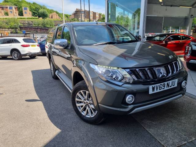 2019 Mitsubishi L200 2.4 Double Cab DI-D 178 Barbarian 4WD