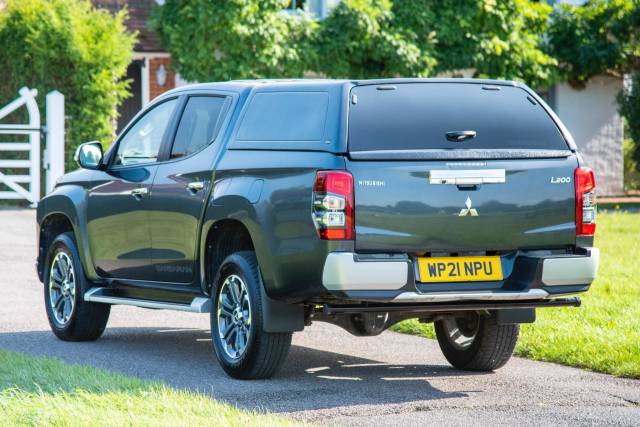 2021 Mitsubishi L200 2.3 Double Cab DI-D 150 Barbarian 4WD