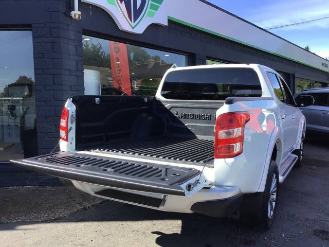 2018 Mitsubishi L200 2.4 Double Cab DI-D 178 Warrior 4WD