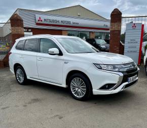 MITSUBISHI OUTLANDER 2018 (68) at Mitsubishi UVL Selby