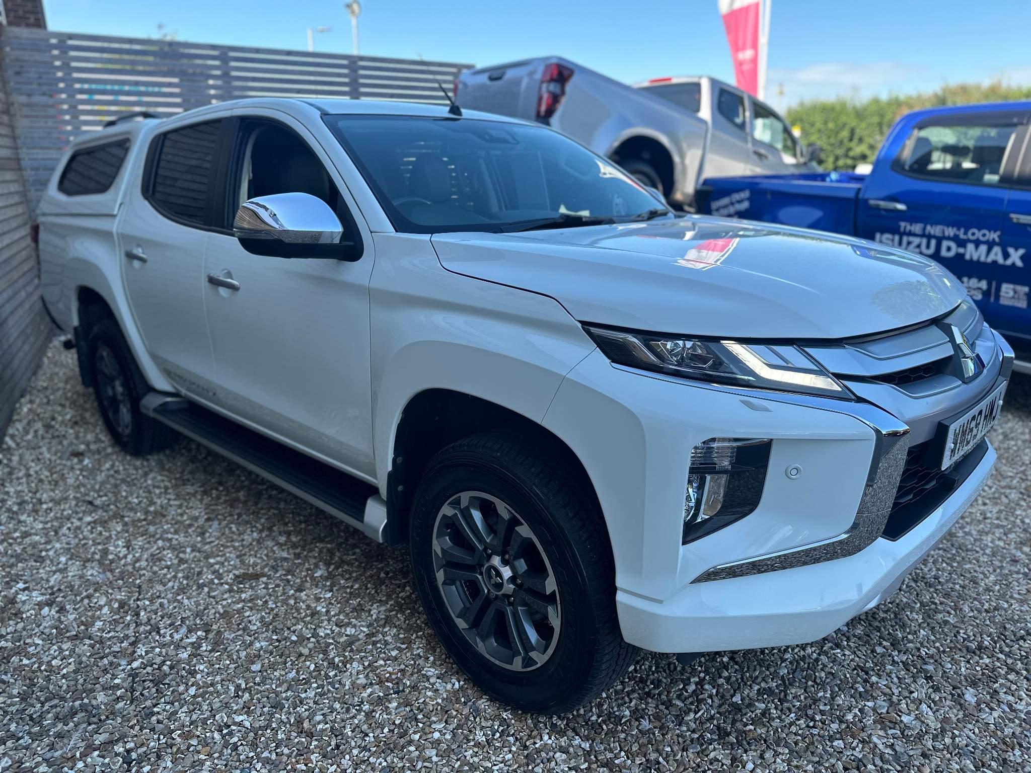 2020 Mitsubishi L200