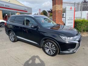 MITSUBISHI OUTLANDER 2019 (19) at Mitsubishi UVL Selby