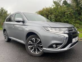 MITSUBISHI OUTLANDER 2016 (16) at Mitsubishi UVL Selby