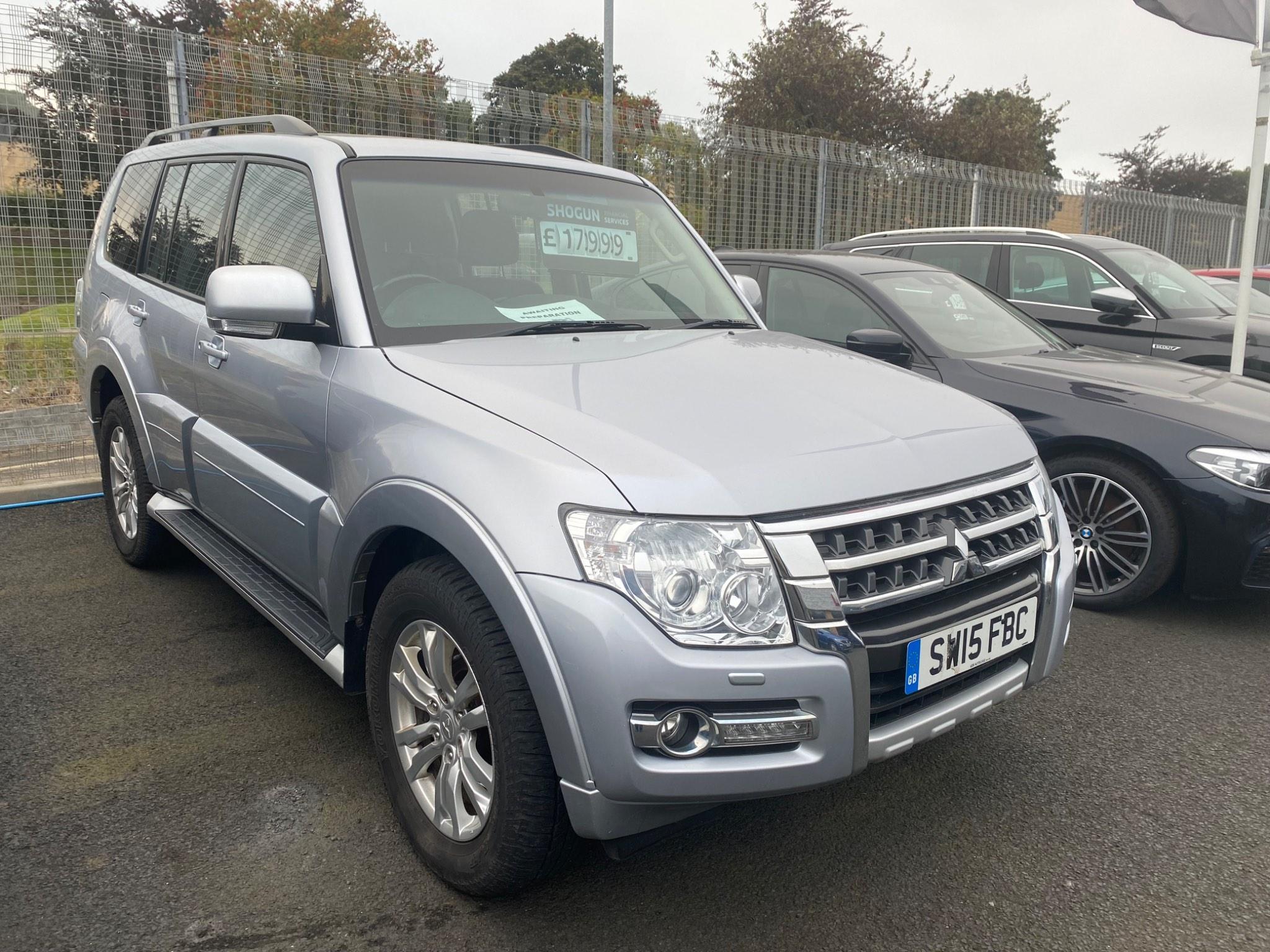 2015 Mitsubishi Shogun