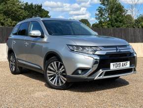 MITSUBISHI OUTLANDER 2019 (19) at Mitsubishi UVL Selby