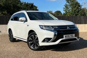 MITSUBISHI OUTLANDER 2016 (16) at Mitsubishi UVL Selby