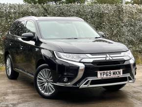 MITSUBISHI OUTLANDER 2019 (69) at Mitsubishi UVL Selby