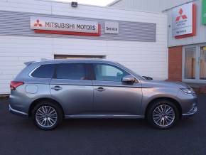 MITSUBISHI OUTLANDER 2021 (21) at Mitsubishi UVL Selby