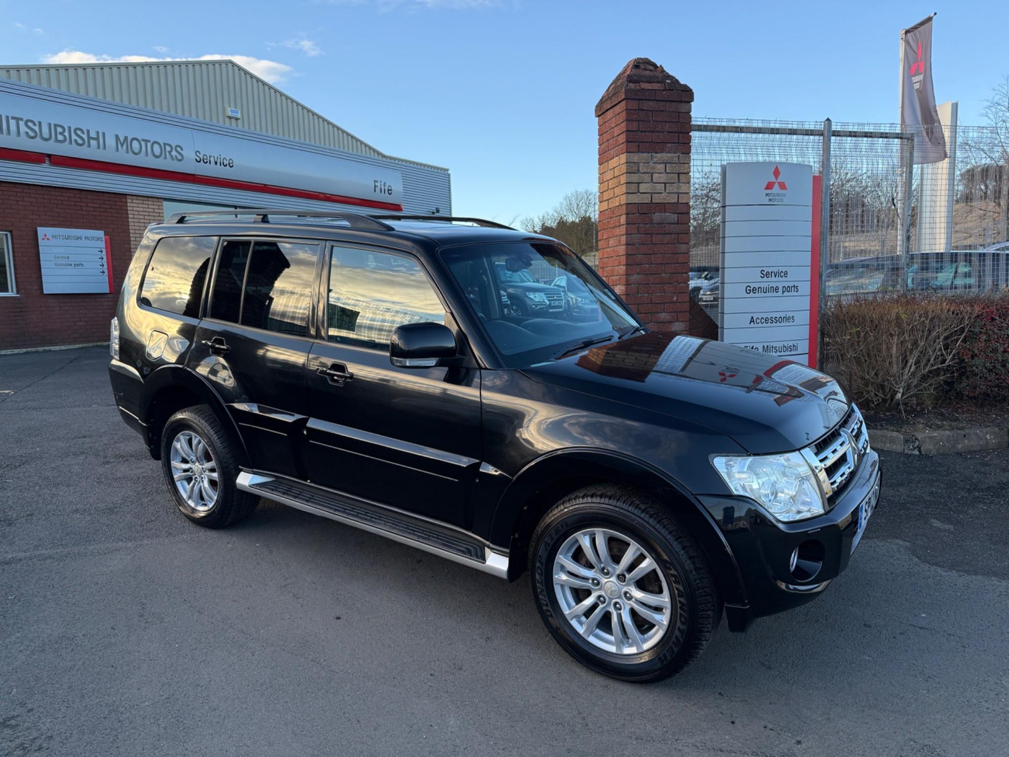 2012 Mitsubishi Shogun