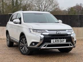 MITSUBISHI OUTLANDER 2019 (19) at Mitsubishi UVL Selby