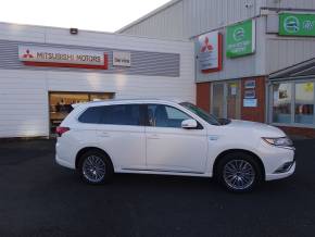 MITSUBISHI OUTLANDER 2018 (68) at Mitsubishi UVL Selby