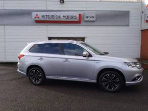 MITSUBISHI OUTLANDER 2018 (18) at Mitsubishi UVL Selby