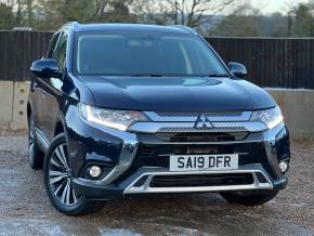 MITSUBISHI OUTLANDER 2019 (19) at Mitsubishi UVL Selby