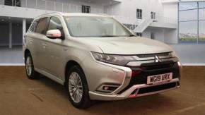 MITSUBISHI OUTLANDER 2019 (19) at Mitsubishi UVL Selby