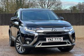 MITSUBISHI OUTLANDER 2019 (69) at Mitsubishi UVL Selby