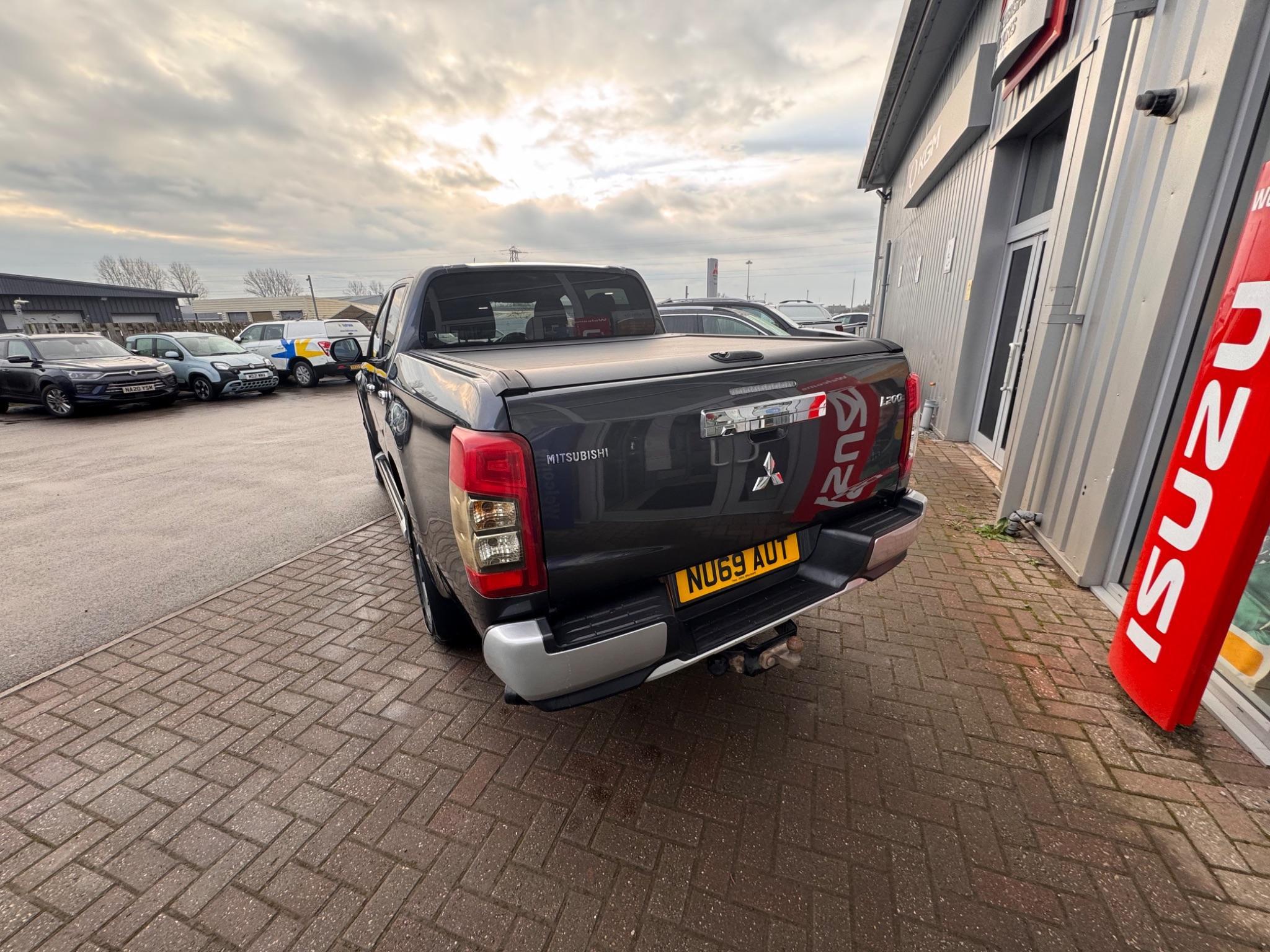 2019 Mitsubishi L200