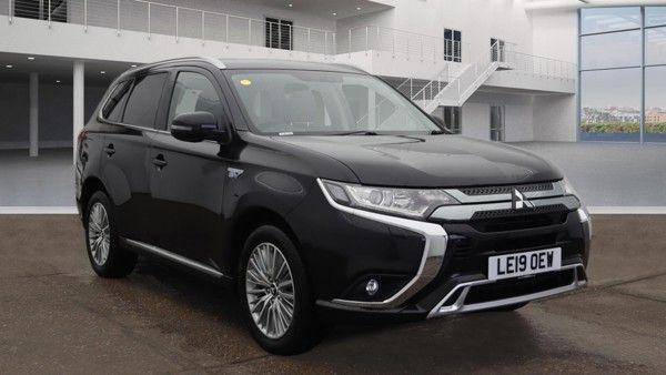 Mitsubishi Outlander 2.4 PHEV Juro 5dr Auto Estate Petrol / Electric Hybrid BLACK