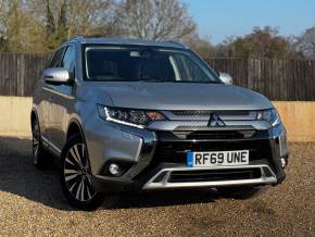 MITSUBISHI OUTLANDER 2020 (69) at Mitsubishi UVL Selby