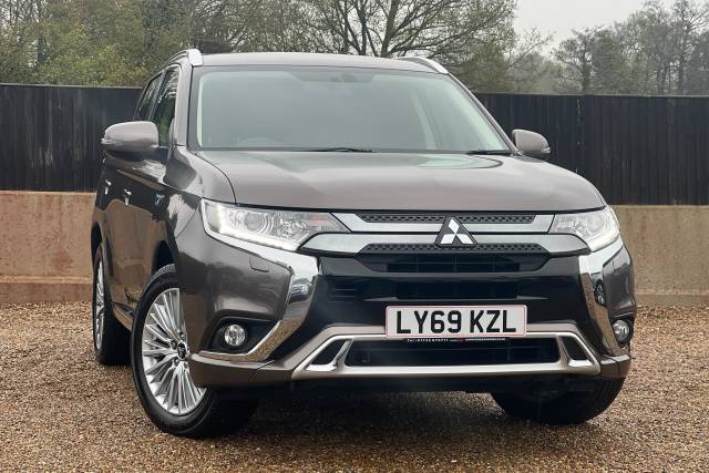 Mitsubishi Outlander 2.4 PHEV Design 5dr Auto Estate Petrol / Electric Hybrid BROWN