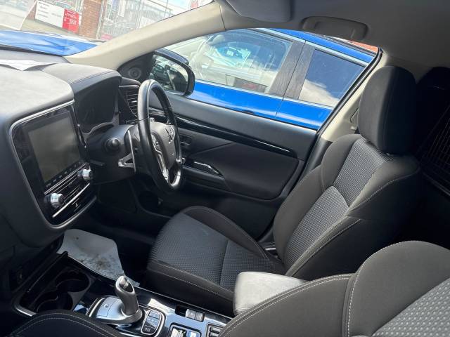 2020 Mitsubishi Outlander 2.4 PHEV Reflex Plus Commercial Auto