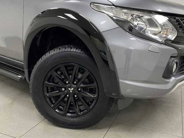 2019 Mitsubishi L200 2.4 Challenger Di-D Auto