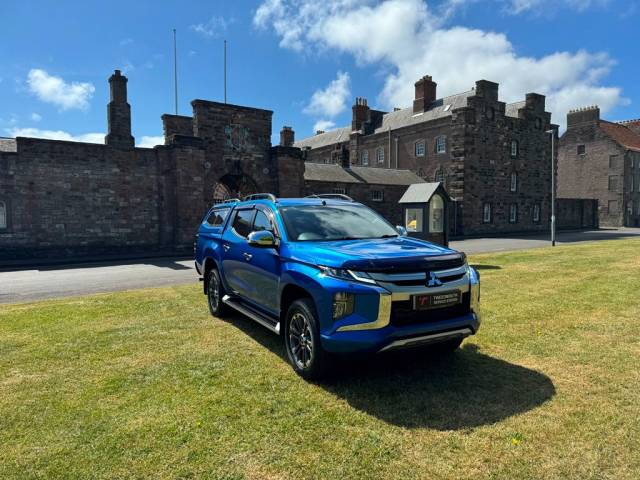 Mitsubishi L200 2.3 Double Cab DI-D 150 Warrior 4WD Pick Up Diesel Blue