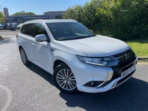 MITSUBISHI OUTLANDER 2020 (20) at Mitsubishi UVL Selby