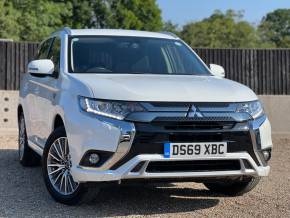 MITSUBISHI OUTLANDER 2020 (69) at Mitsubishi UVL Selby