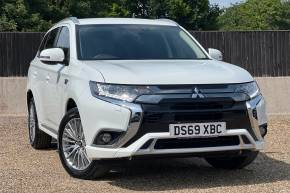MITSUBISHI OUTLANDER 2020 (69) at Mitsubishi UVL Selby