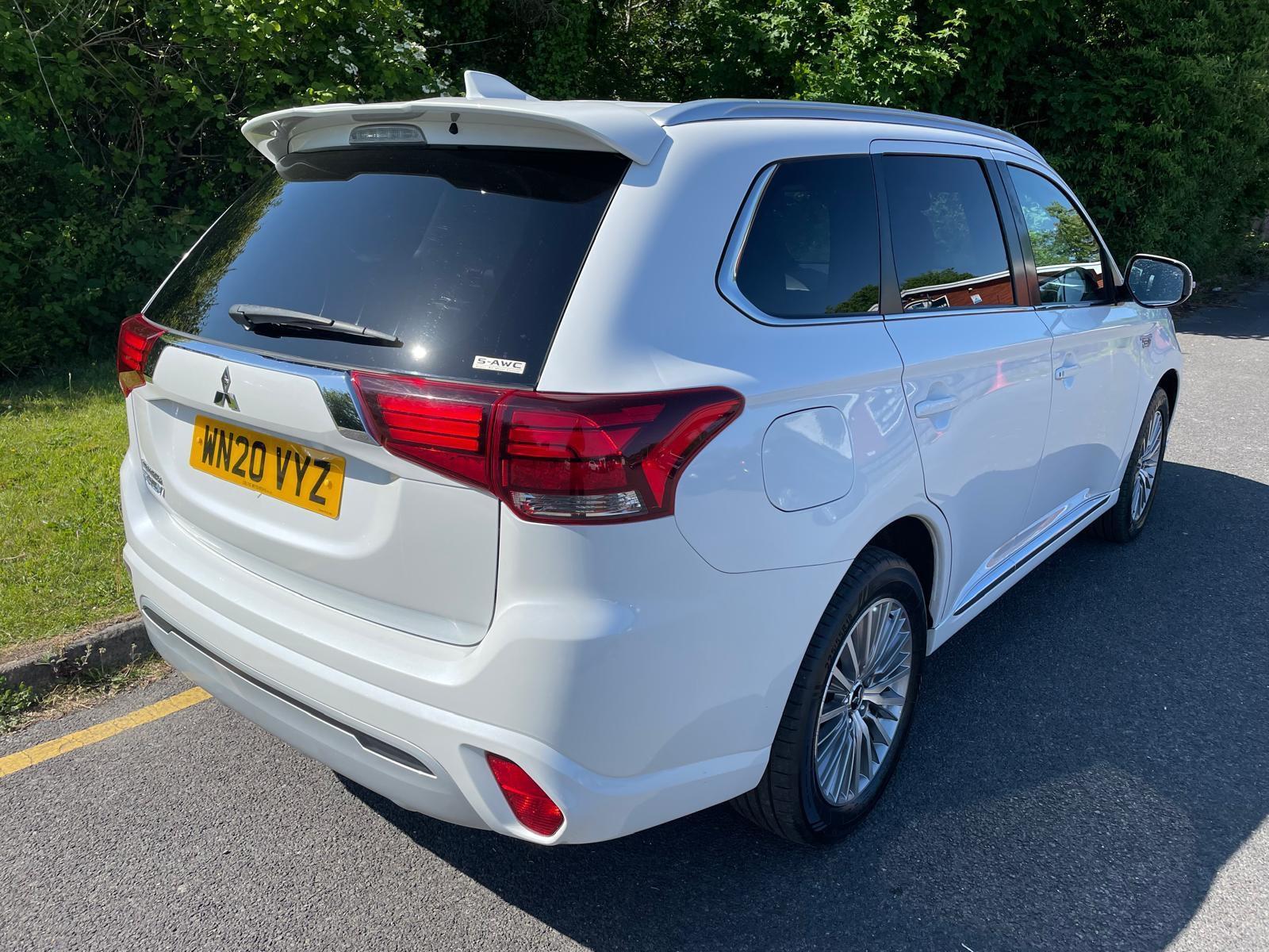 Mitsubishi Outlander 2.4 PHEV Dynamic 5dr Auto