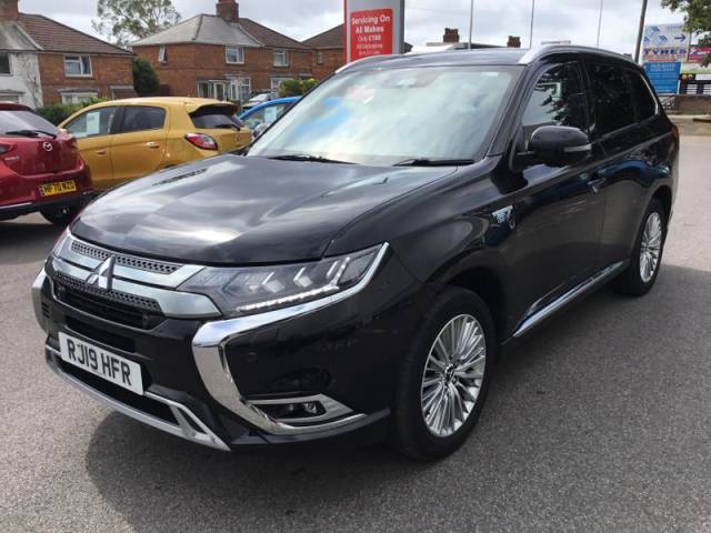 2019 Mitsubishi Outlander 2.4h TwinMotor 13.8kWh 4hs SUV 5dr Petrol Plug-in Hybrid CVT 4WD Euro 6 (s/s) (209 ps)