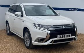 MITSUBISHI OUTLANDER 2019 (68) at Mitsubishi UVL Selby