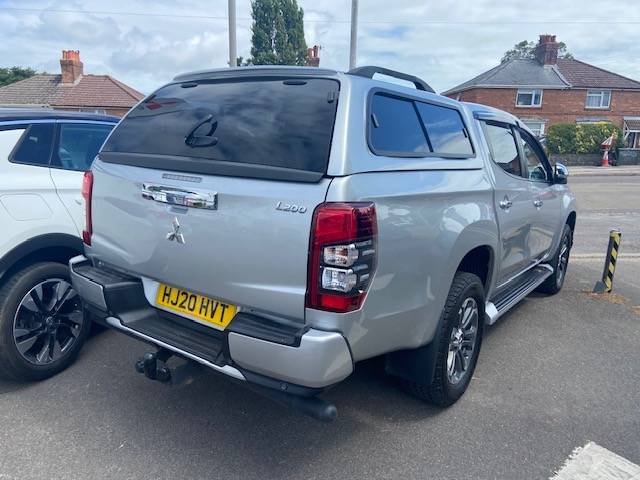 2020 Mitsubishi L200 2.2 DI-D DC Barbarian X Pickup Double Cab 4dr Diesel Auto 4WD Euro 6 (s/s) (150 ps)