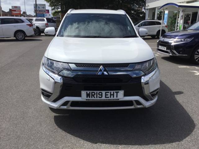 2019 Mitsubishi Outlander 2.4h TwinMotor 13.8kWh 4h SUV 5dr Petrol Plug-in Hybrid CVT 4WD Euro 6 (s/s) (209 ps)