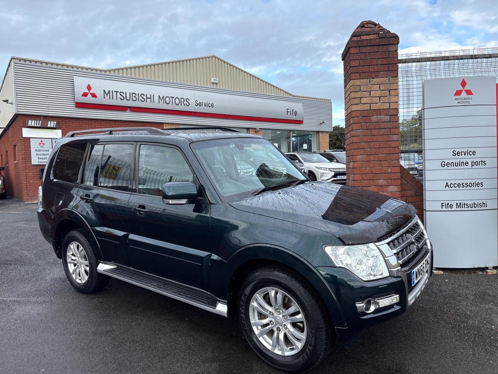 2016 Mitsubishi Shogun