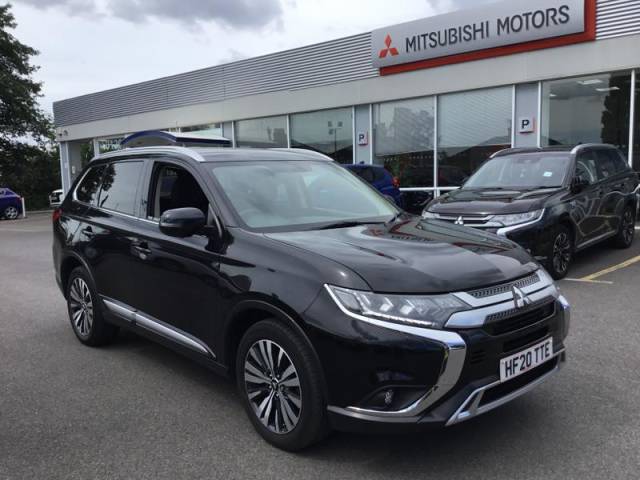 Mitsubishi Outlander 2.0 MIVEC Exceed SUV 5dr Petrol CVT 4WD Euro 6 (s/s) (150 ps) SUV Petrol Black
