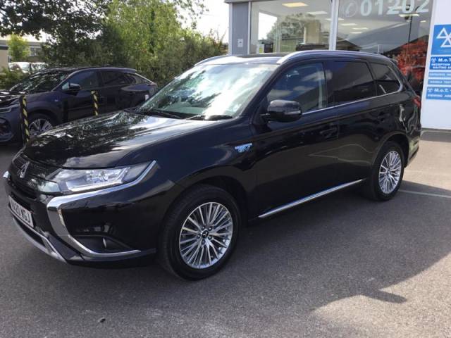 2020 Mitsubishi Outlander 2.4h TwinMotor 13.8kWh Design SUV 5dr Petrol Plug-in Hybrid CVT 4WD Euro 6 (s/s) (224 ps)