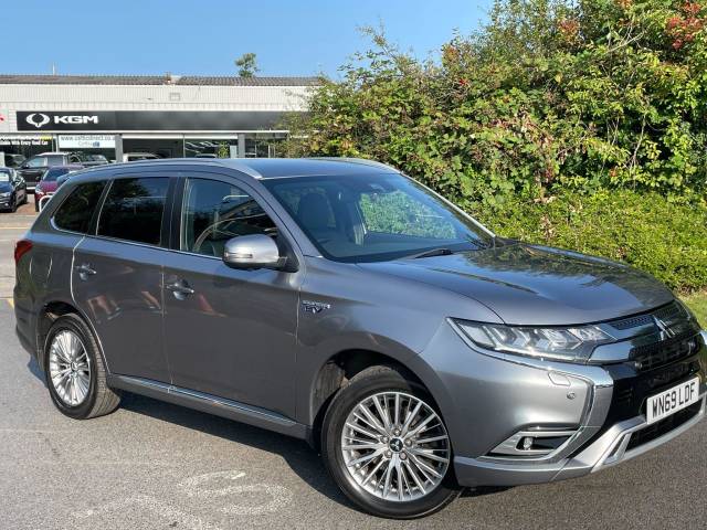 Mitsubishi Outlander 2.4 PHEV Exceed Safety 5dr Auto Estate Petrol / Electric Hybrid GREY
