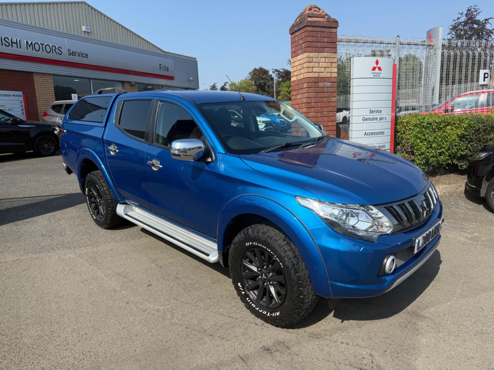 2017 Mitsubishi L200