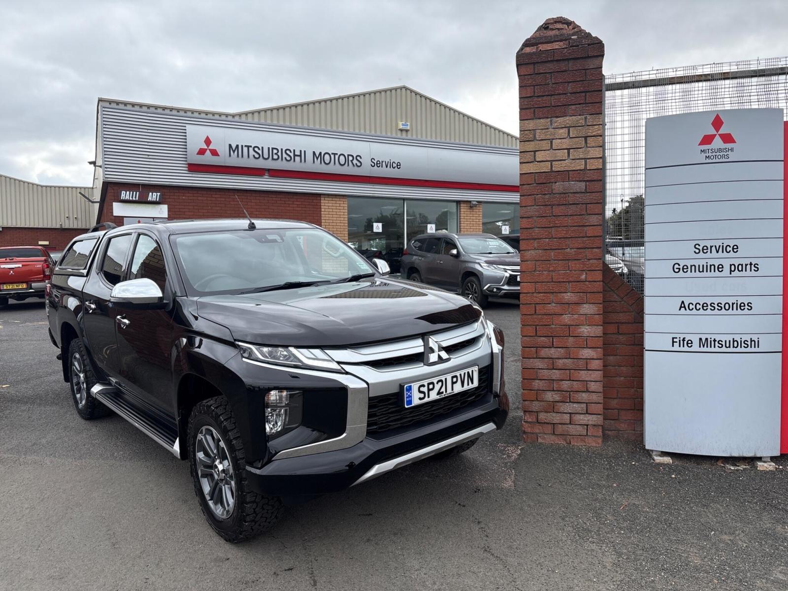 2021 Mitsubishi L200