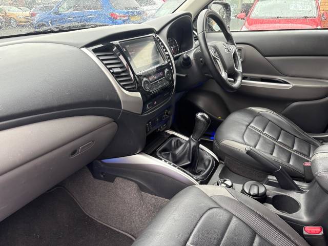 2019 Mitsubishi L200 2.4 Double Cab DI-D 178 Barbarian 4WD