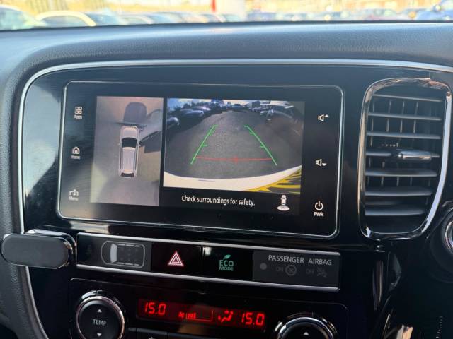 2019 Mitsubishi Outlander 2.4h TwinMotor 13.8kWh 5h CVT 4WD Euro 6 (s/s) 5dr
