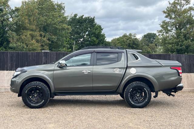 2019 Mitsubishi L200 2.4 Double Cab DI-D 178 Barbarian 4WD Auto
