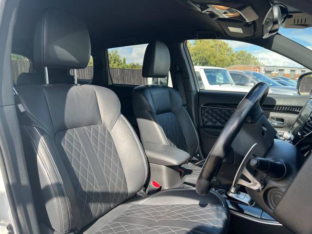 2020 Mitsubishi Outlander 2.4 PHEV Exceed Safety 5dr Auto
