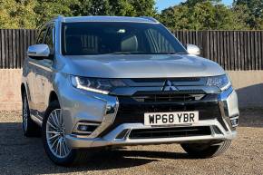 MITSUBISHI OUTLANDER 2018 (68) at Mitsubishi UVL Selby