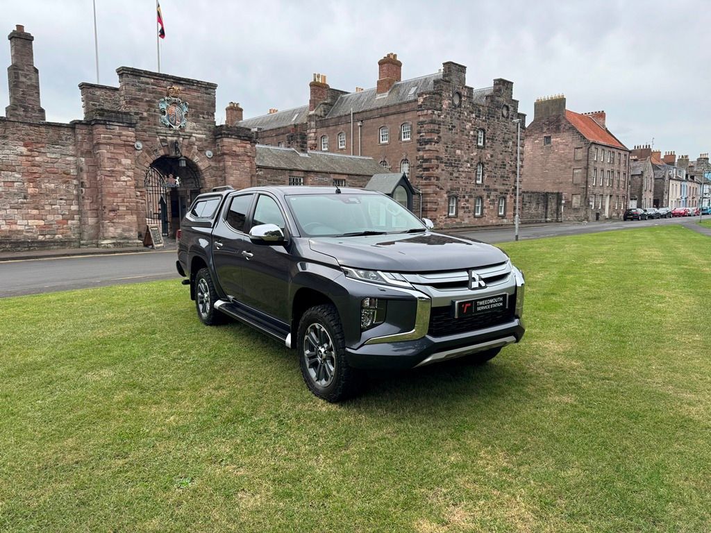 2021 Mitsubishi L200