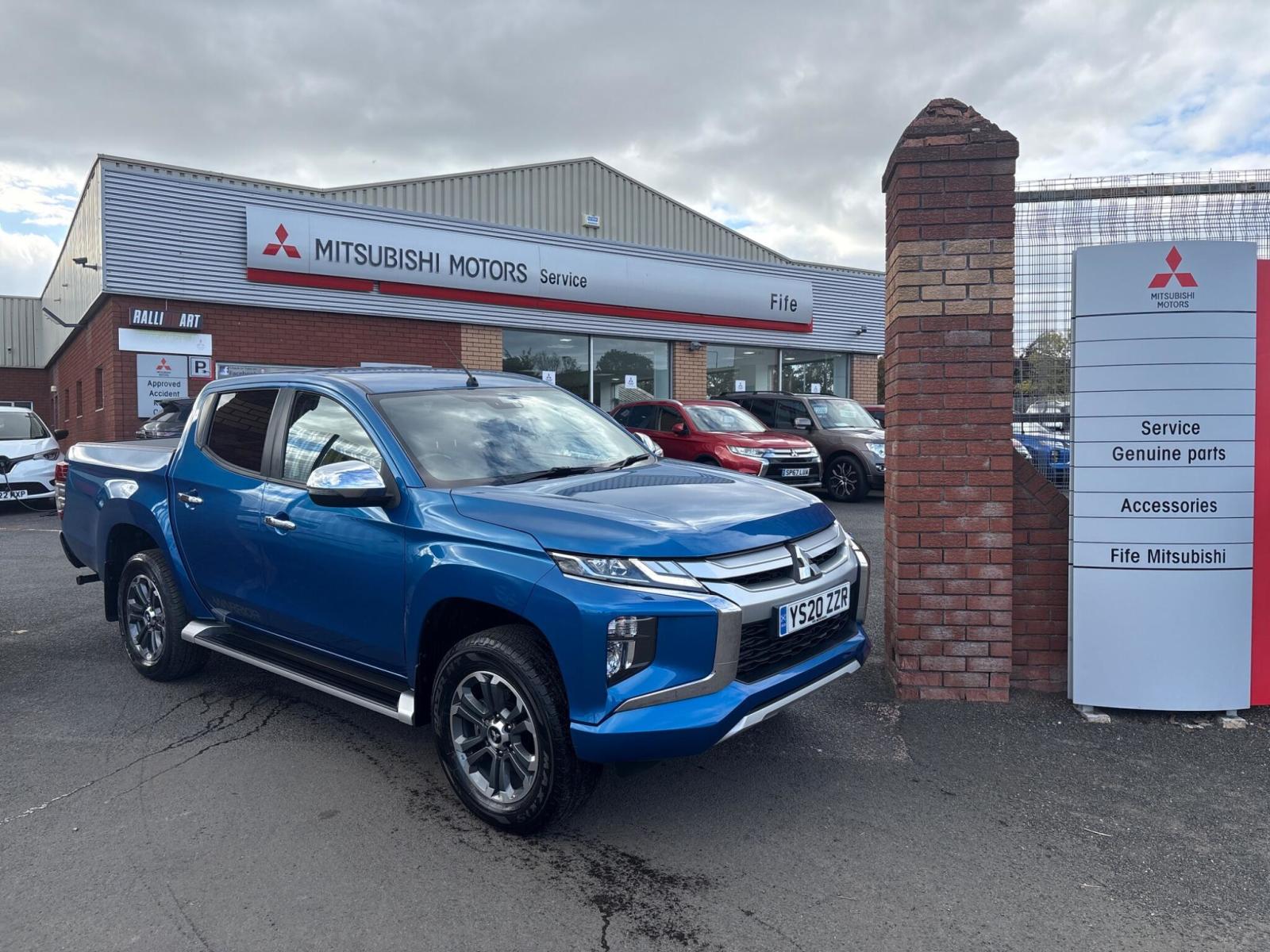 2020 Mitsubishi L200